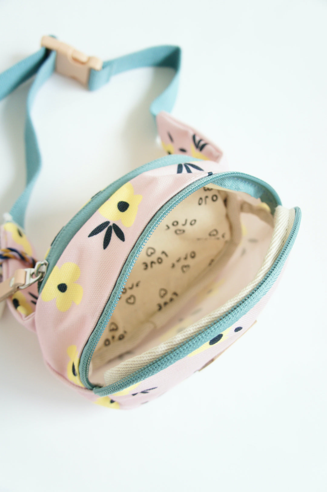 round banana bag / piupiu flowers